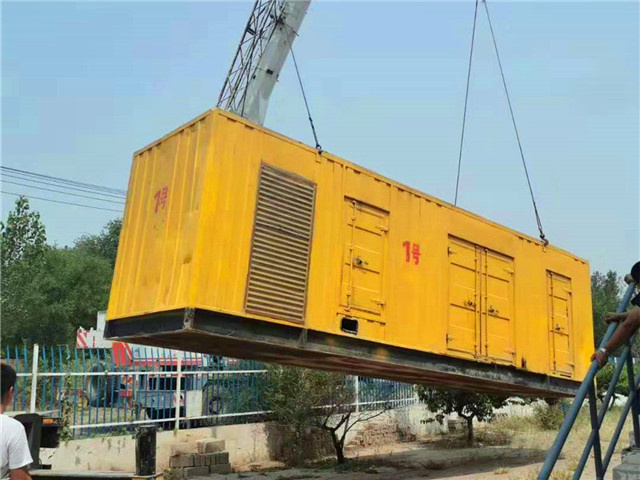 凤庆300KW柴油发电机组油耗是多少?